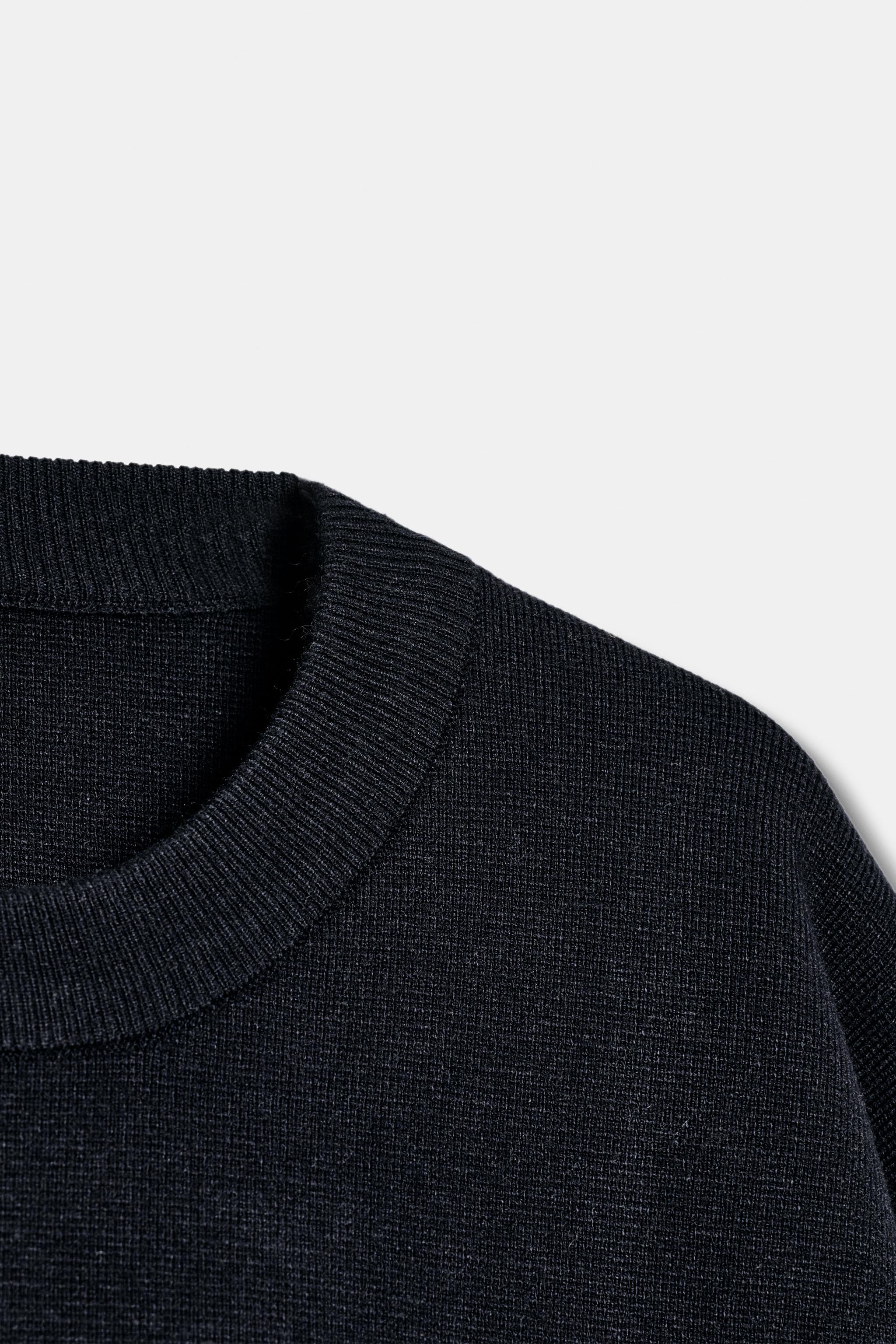 PLAIN KNIT SWEATSHIRT